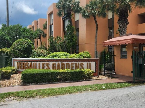 9440 W Flagler St, Unit 104, Miami, FL 33174