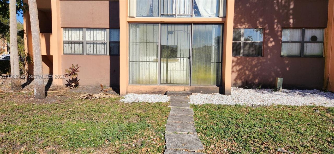 9440 W Flagler St, Unit 104, Miami, FL 33174 Photo