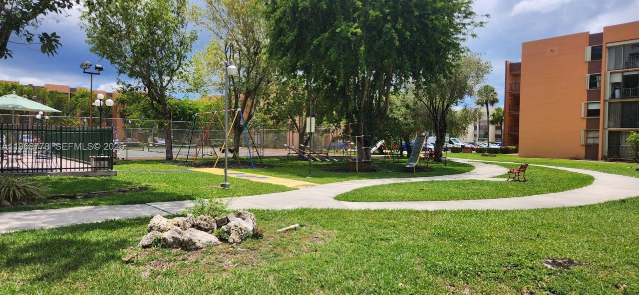 9440 W Flagler St, Unit 104, Miami, FL 33174 Photo