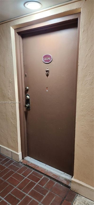 9440 W Flagler St, Unit 104, Miami, FL 33174 Photo