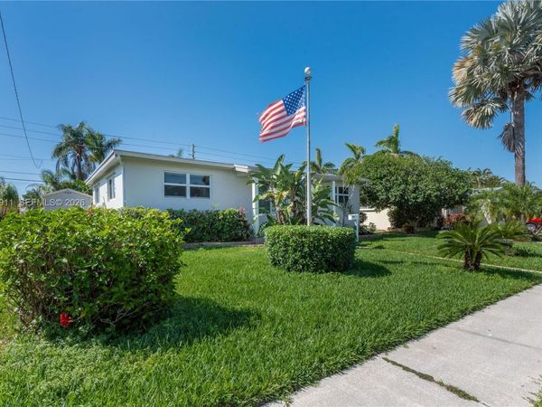326 SE 3rd Ter, Dania Beach, FL 33004