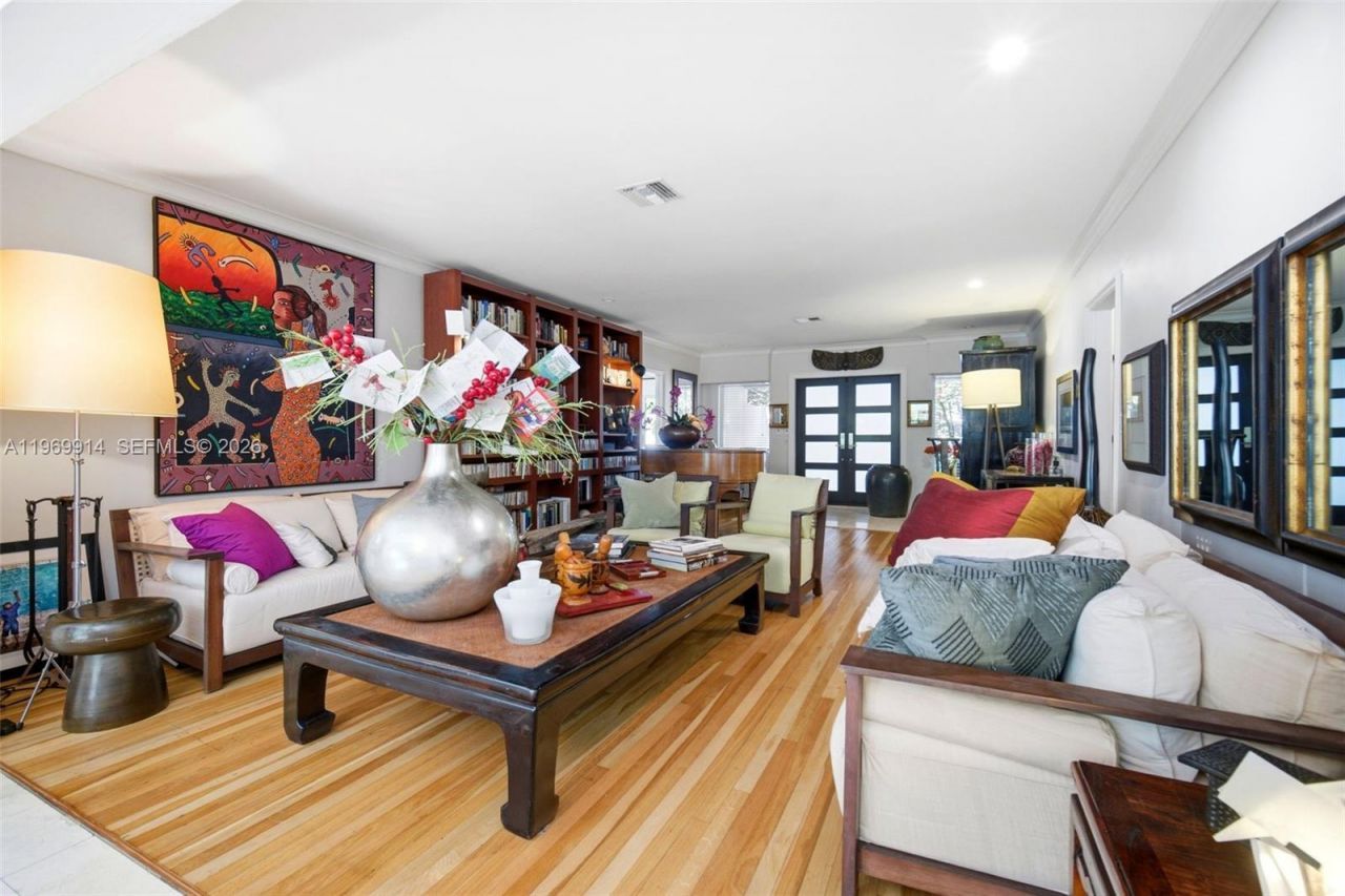 3730 Solana Rd, Miami, FL 33133 Photo