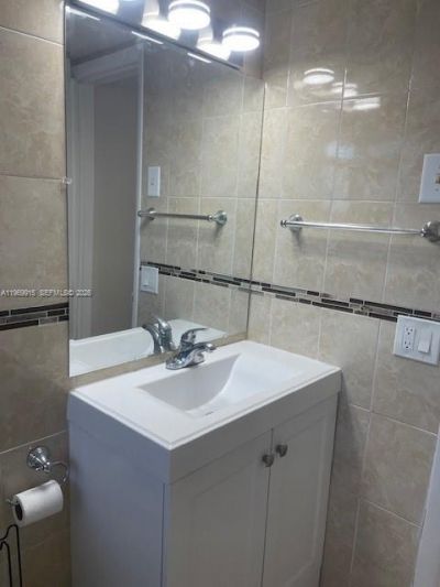 180 NE 12th Ave, Unit 14D, Hallandale Beach, FL 33009 Photo
