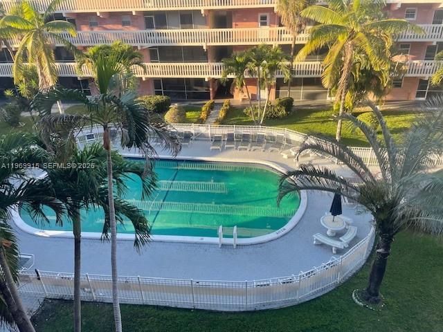 180 NE 12th Ave, Unit 14D, Hallandale Beach, FL 33009 Photo