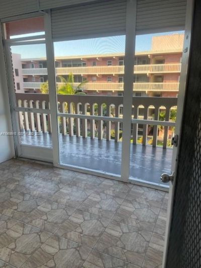 180 NE 12th Ave, Unit 14D, Hallandale Beach, FL 33009 Photo