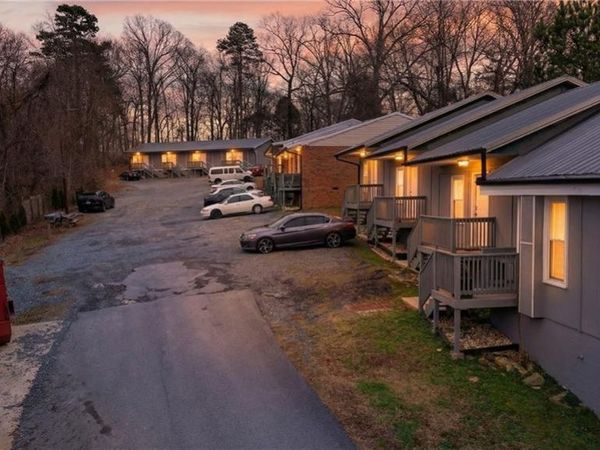 1240 Old Liberty Road , Asheboro, NC 27203