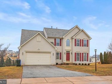 55 CHRISTIANS DRIVE, HANOVER, PA 17331