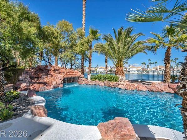 2812 Sterling Cove Drive, Las Vegas, NV 89128