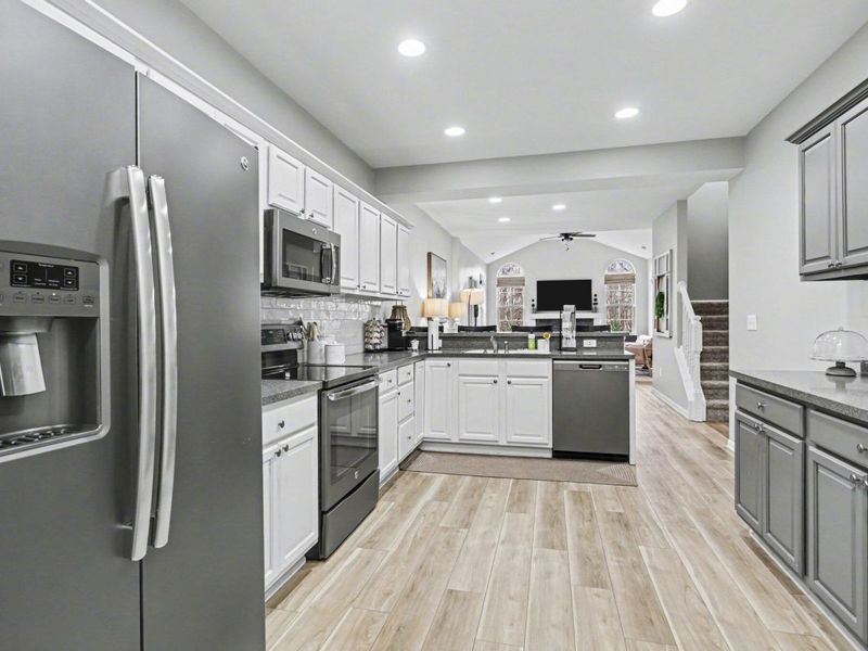 660 Albion Place, Westerville, OH 43082 Photo 12