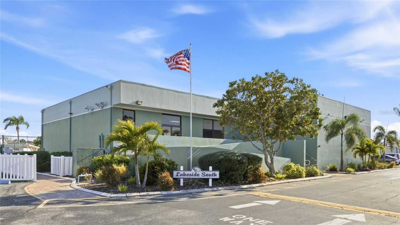 3949 37th Street Court W, Bradenton, FL 34205 Photo