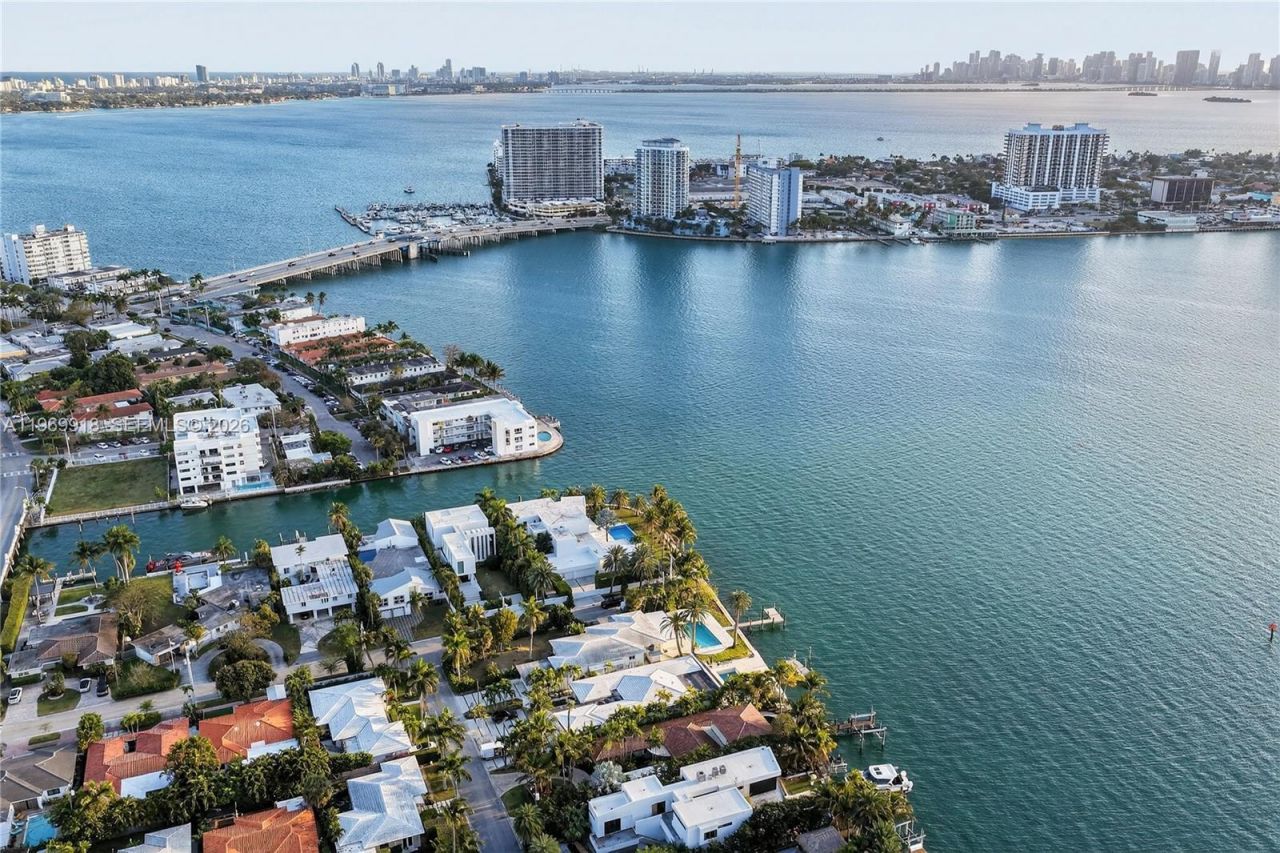 1101 S Shore Dr, Miami Beach, FL 33141 Photo