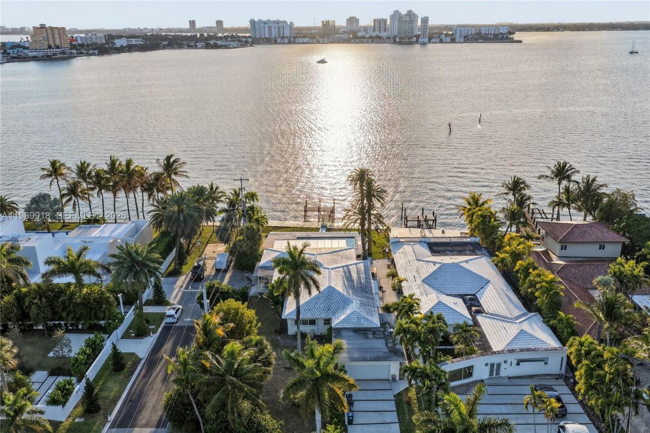 1101 S Shore Dr, Miami Beach, FL 33141 Photo