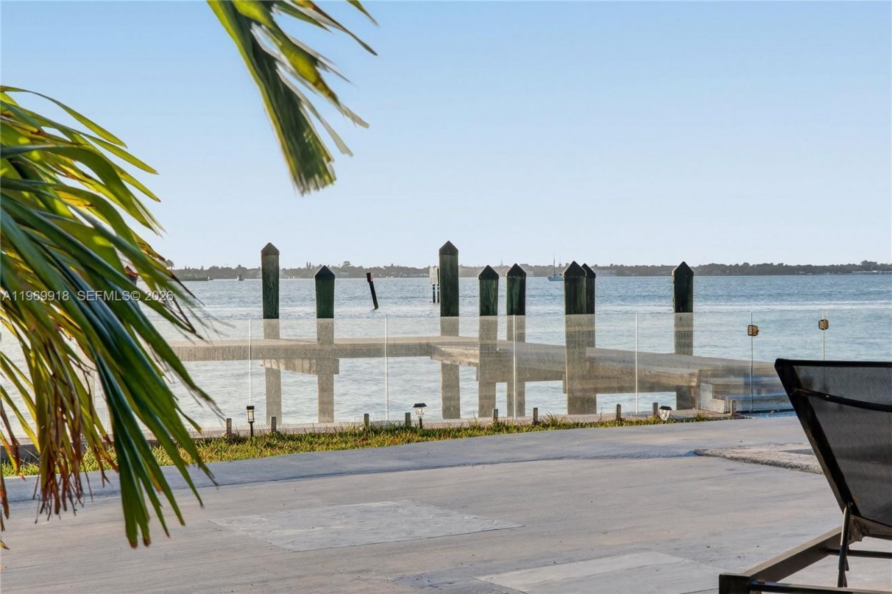 1101 S Shore Dr, Miami Beach, FL 33141 Photo