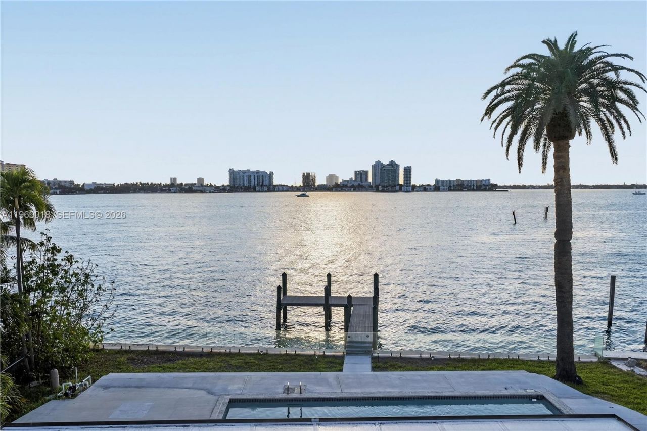 1101 S Shore Dr, Miami Beach, FL 33141 Photo