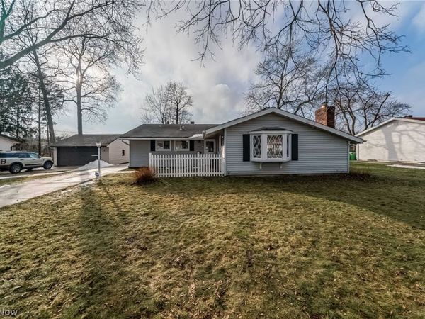 6002 Randy Road, Bedford, OH 44146
