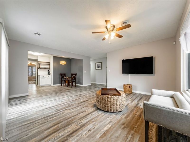 6002 Randy Road, Bedford, OH 44146 Photo 13