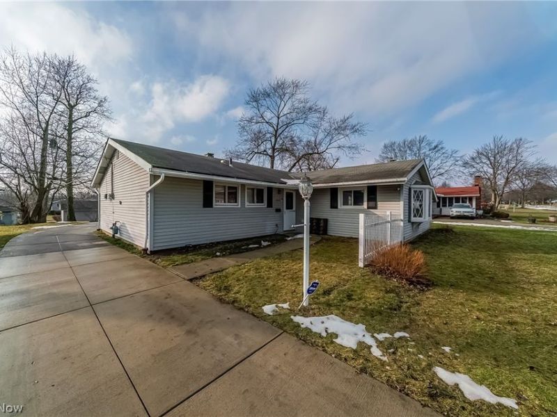 6002 Randy Road, Bedford, OH 44146 Photo 2