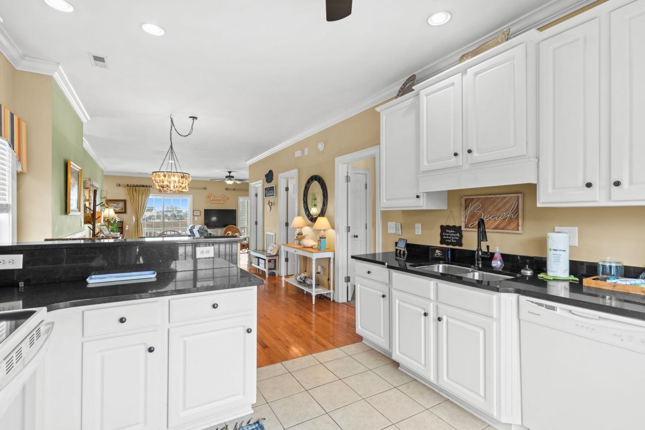 2502 Pointe Marsh Ln. Photo 26