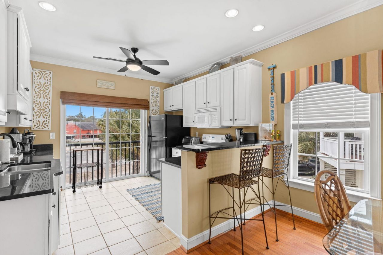 2502 Pointe Marsh Ln. Photo 28