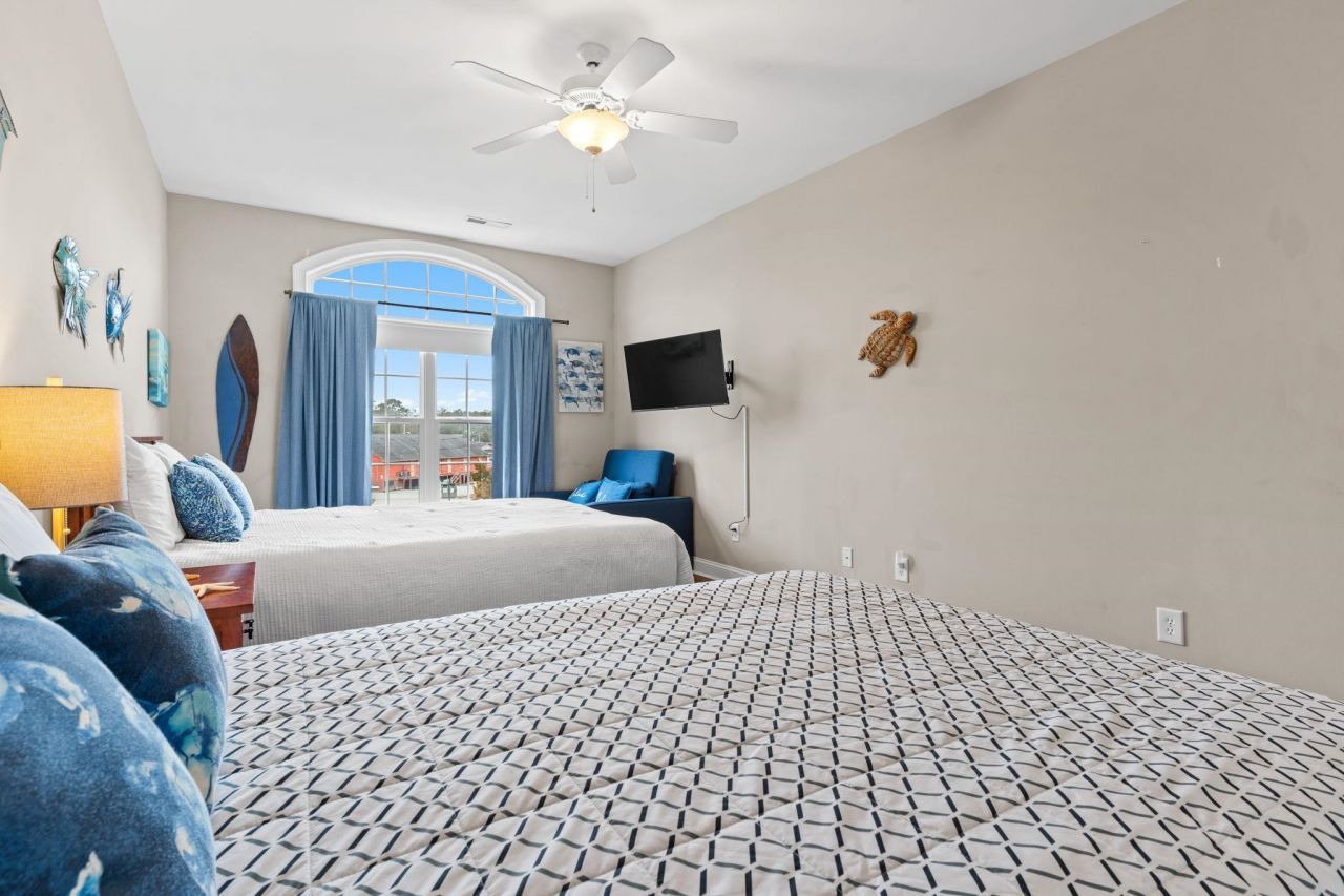 2502 Pointe Marsh Ln. Photo 46