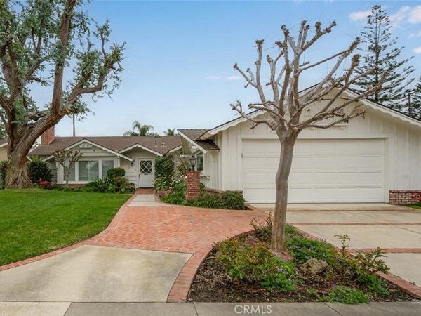 2692 Salmon Drive, Rossmoor, CA 90720