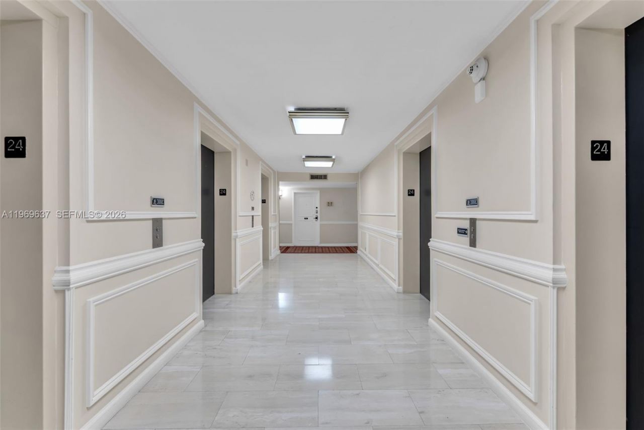 2500 Parkview Dr , Unit 2407, Hallandale Beach, FL 33009 Photo