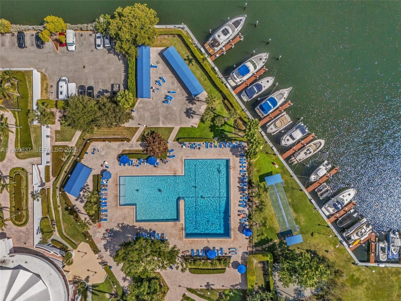 2500 Parkview Dr , Unit 2407, Hallandale Beach, FL 33009 Photo