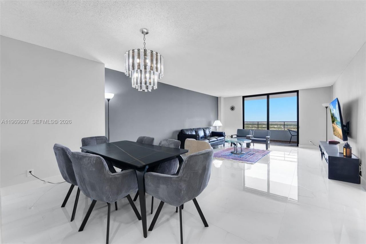 2500 Parkview Dr , Unit 2407, Hallandale Beach, FL 33009 Photo