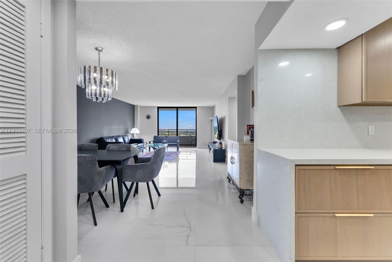 2500 Parkview Dr , Unit 2407, Hallandale Beach, FL 33009 Photo