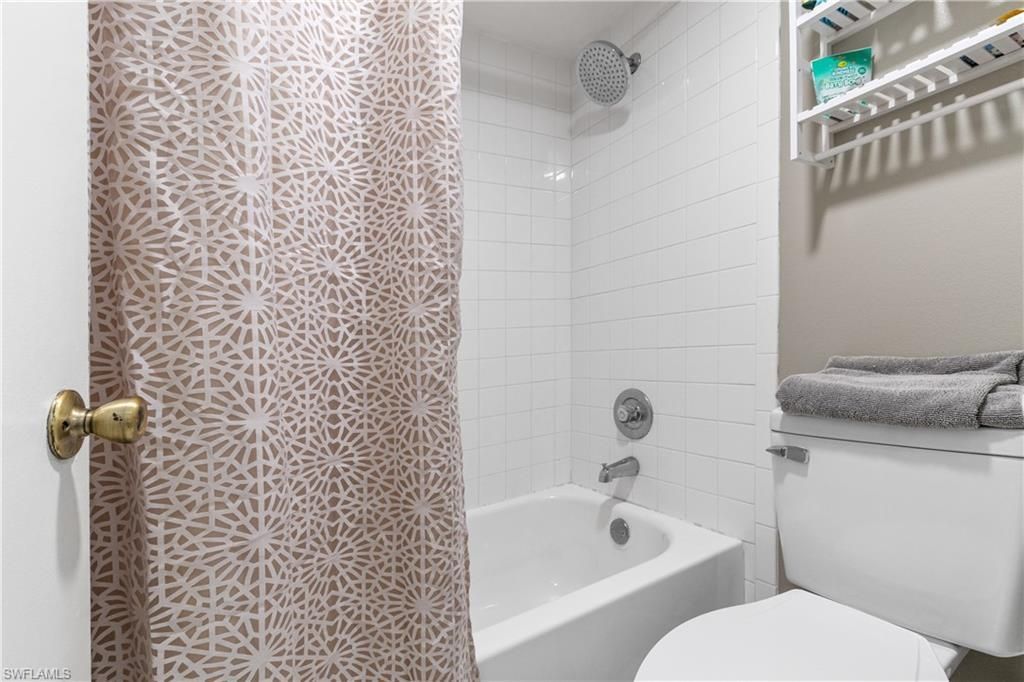 5258 Cedarbend Dr, Unit 2, Fort Myers, FL 33919 Photo