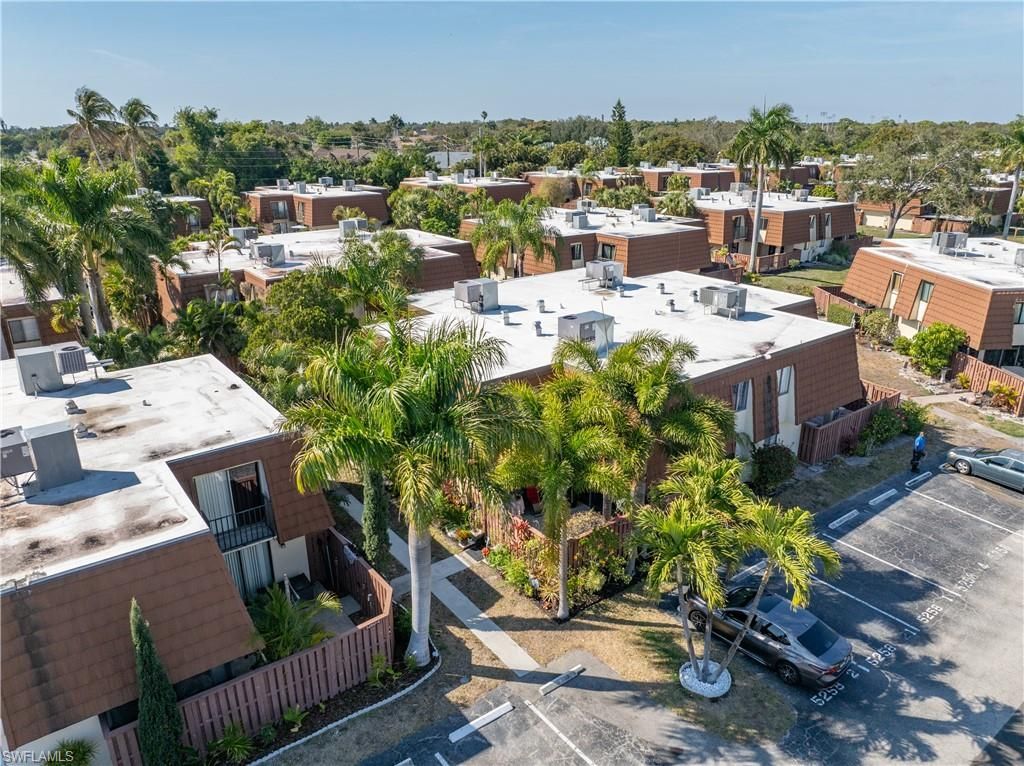 5258 Cedarbend Dr, Unit 2, Fort Myers, FL 33919 Photo