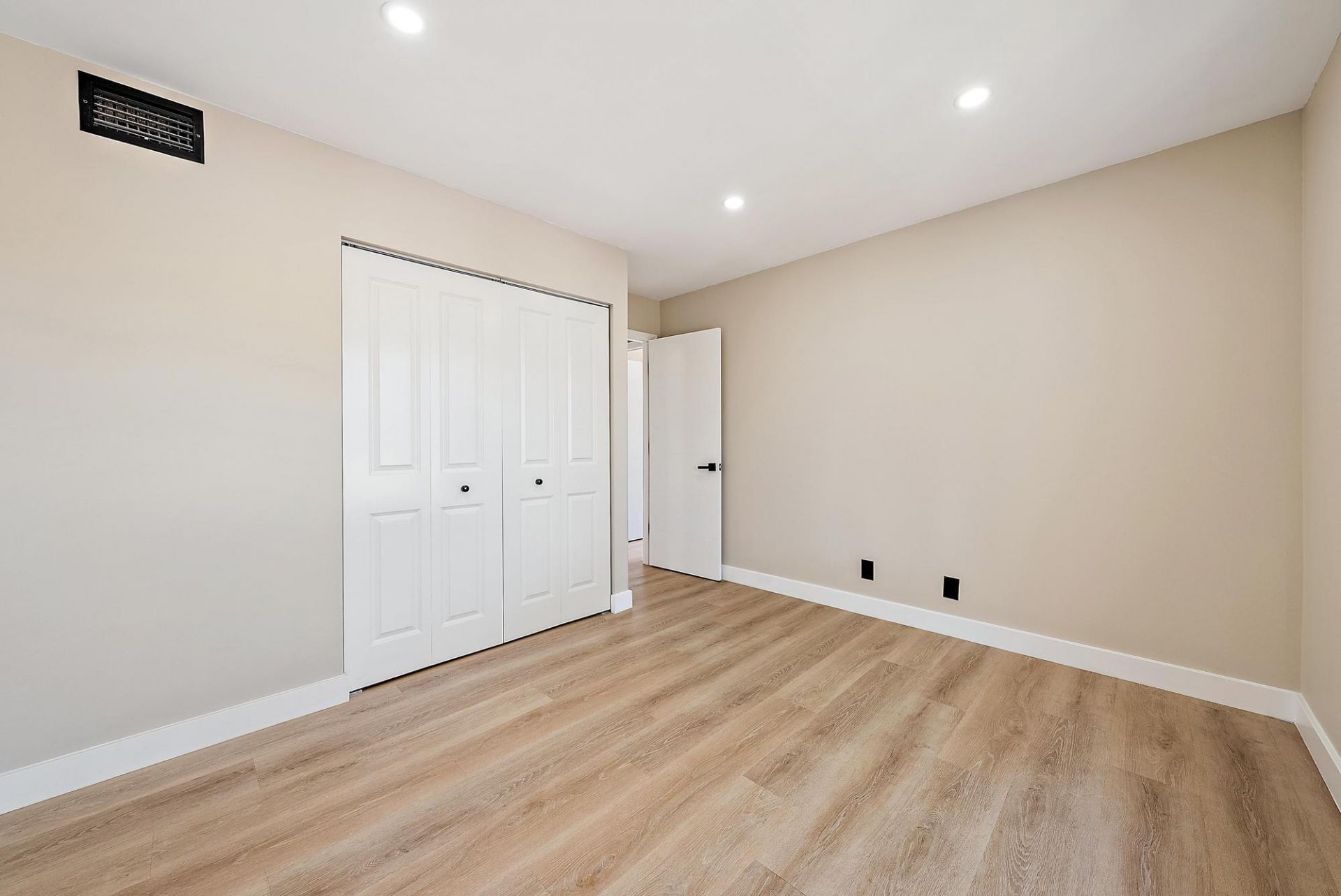 1009 Green Pine Boulevard, Unit H3, West Palm Beach, FL 33409 Photo