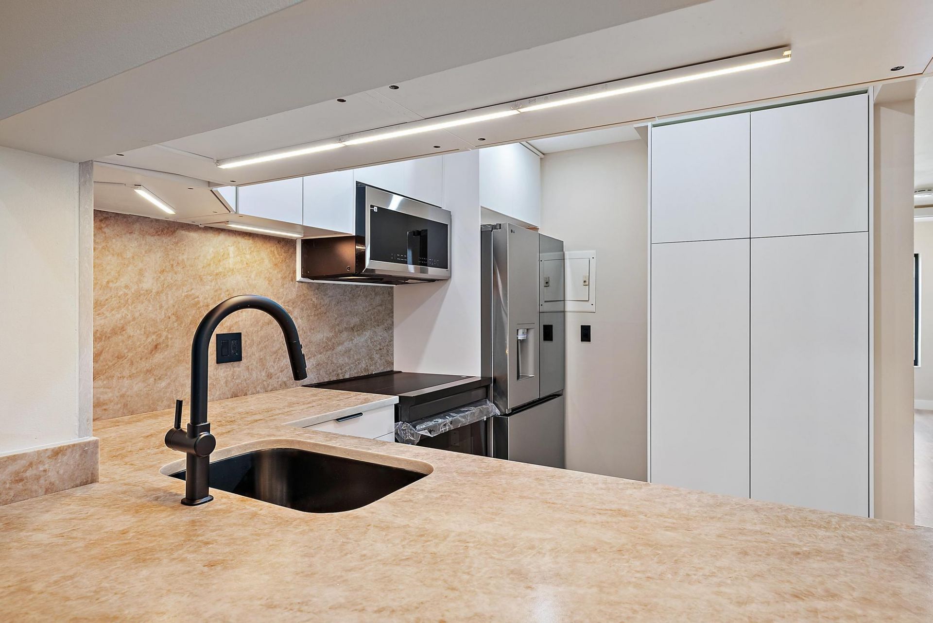 1009 Green Pine Boulevard, Unit H3, West Palm Beach, FL 33409 Photo