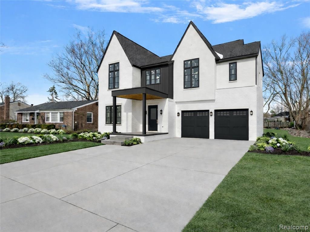 1909 W Melton Road, Birmingham, MI 48009 Main Photo