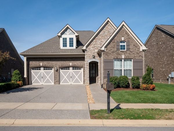 587 Lingering Way, Hendersonville, TN 37075