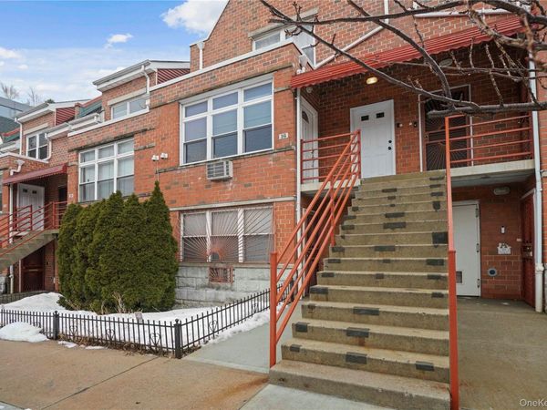 6 Renaissance Court, Unit 16B, Brooklyn, NY 11206