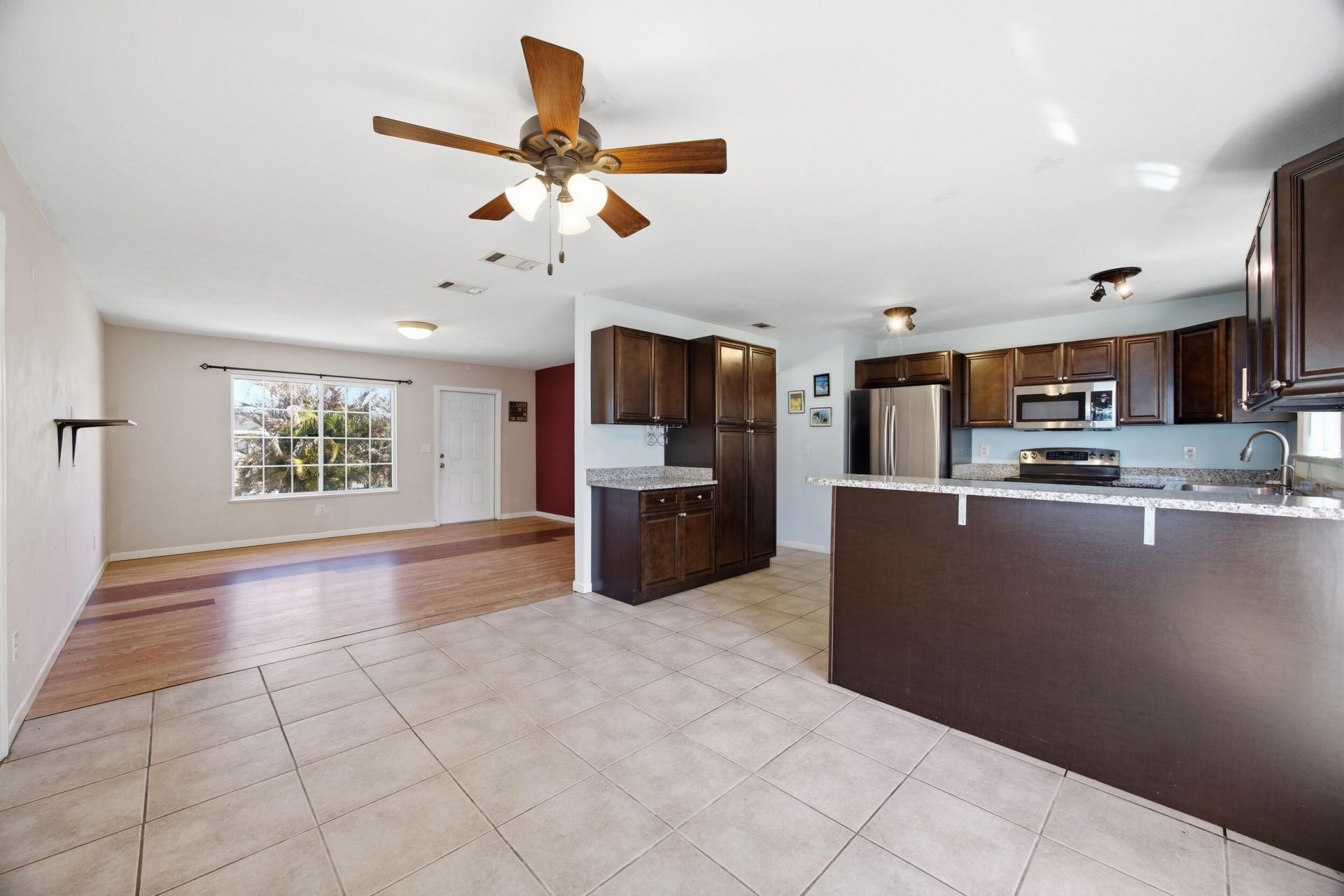 402 SW Eastport Circle, Port Saint Lucie, FL 34953 Photo