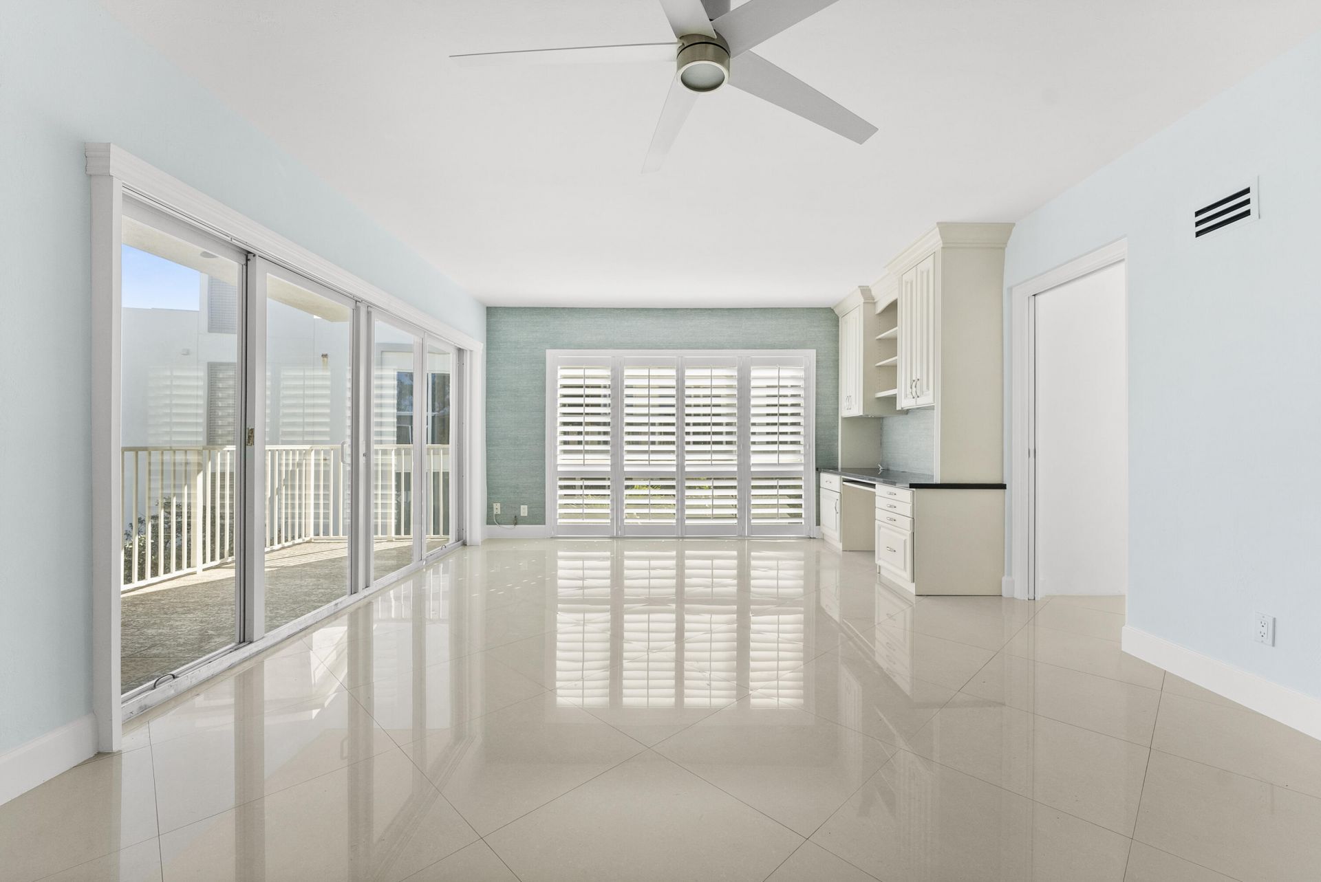 1203 Hillsboro Mile, Unit P3, Hillsboro Beach, FL 33062 Photo