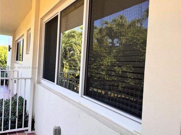 1035 94th St , Unit 4, Bay Harbor Islands, FL 33154