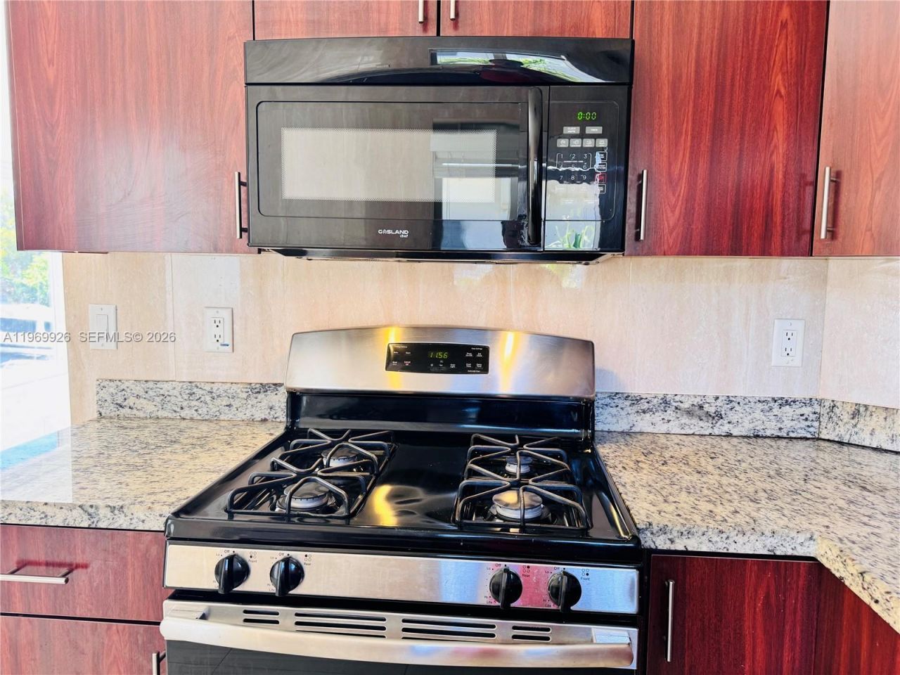 1035 94th St, Unit 4, Bay Harbor Islands, FL 33154 Photo
