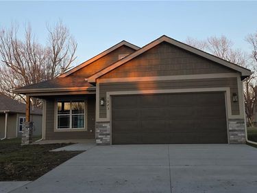 1023 S Olive Street, Ottawa, KS 66067