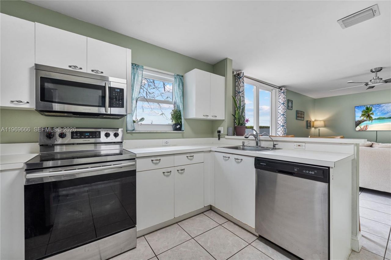 11712 SW 1st St, Coral Springs, FL 33071 Photo