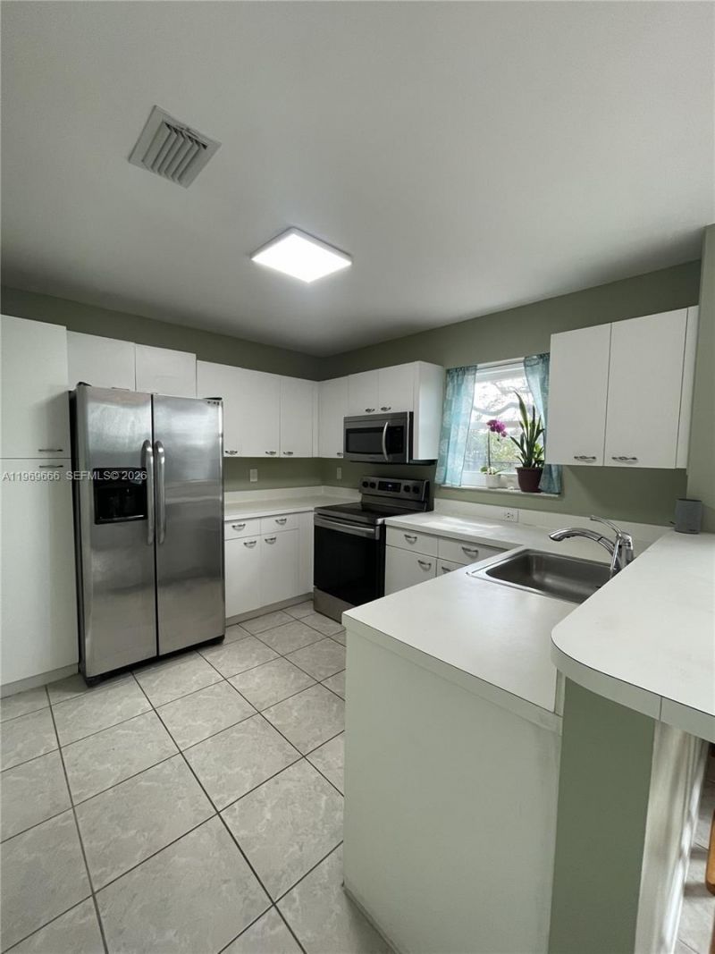 11712 SW 1st St, Coral Springs, FL 33071 Photo