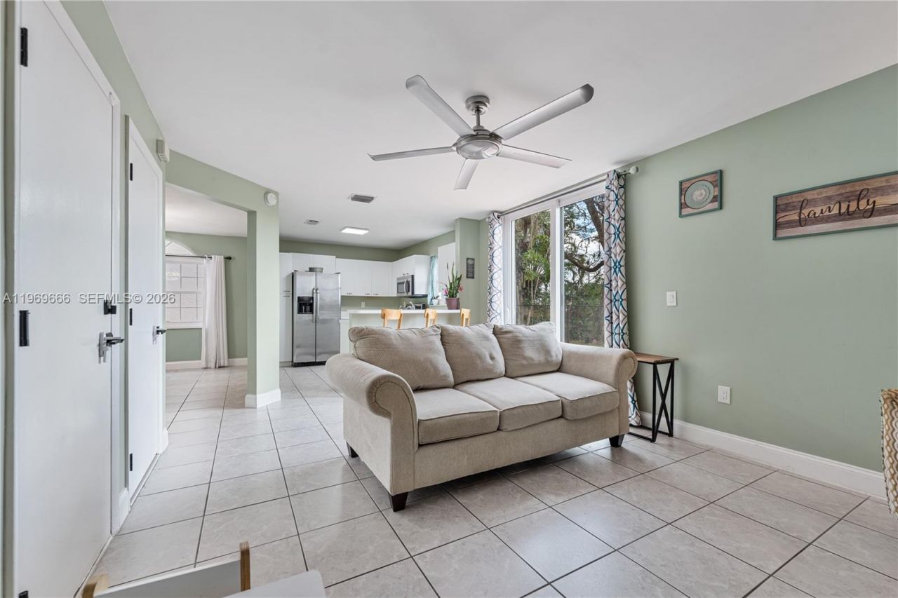 11712 SW 1st St, Coral Springs, FL 33071 Photo