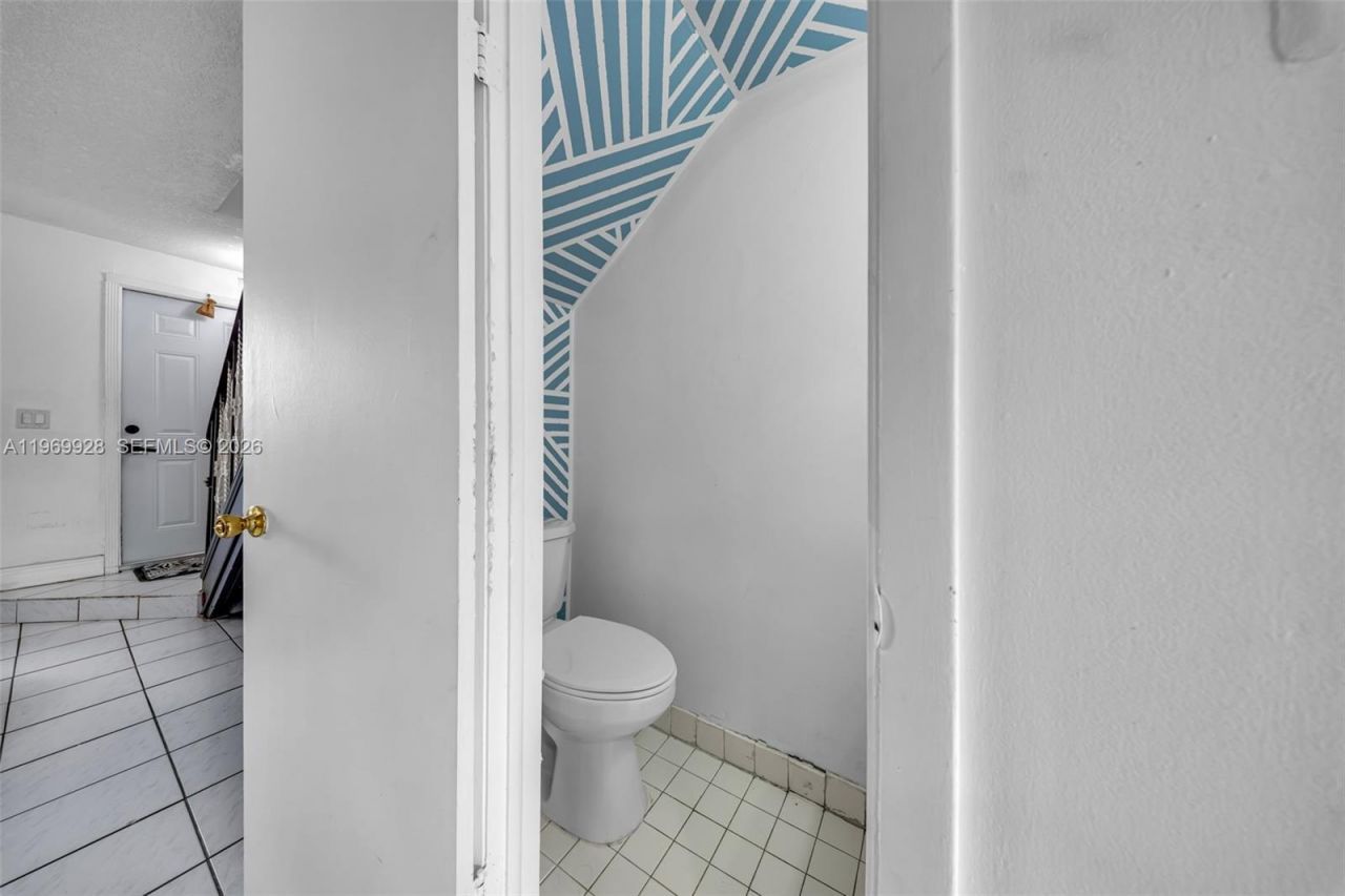 1923 SW 107th Ave , Unit 103, Miami, FL 33165 Photo