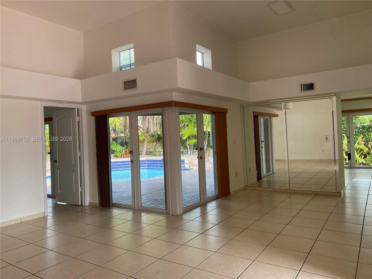 720 NW 123rd Ave , Miami, FL 33182 Photo