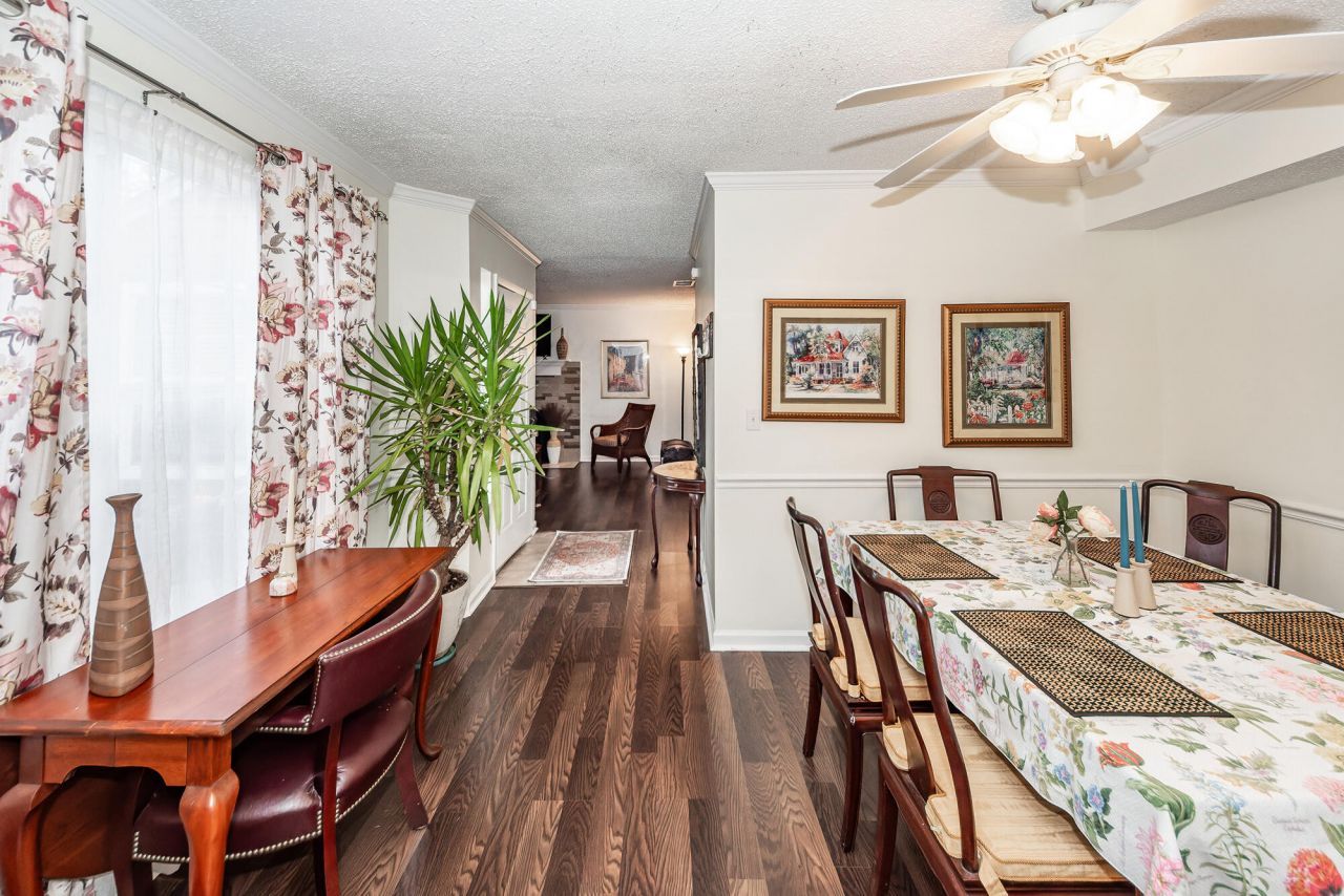 138 Luden Drive Photo 7