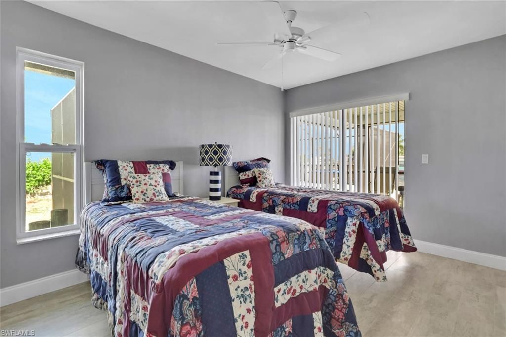 2480 Bayshore Dr, Matlacha, FL 33993 Photo