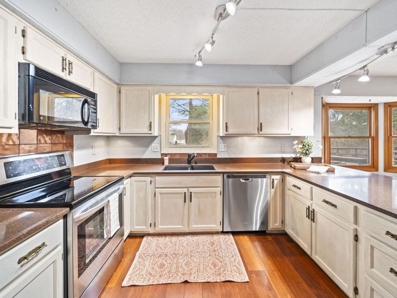 1151 Scarlet Court, Westerville, OH 43081 Photo 8