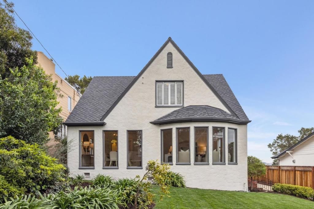 2900 Hillside Drive, Burlingame, CA 94010 Main Photo